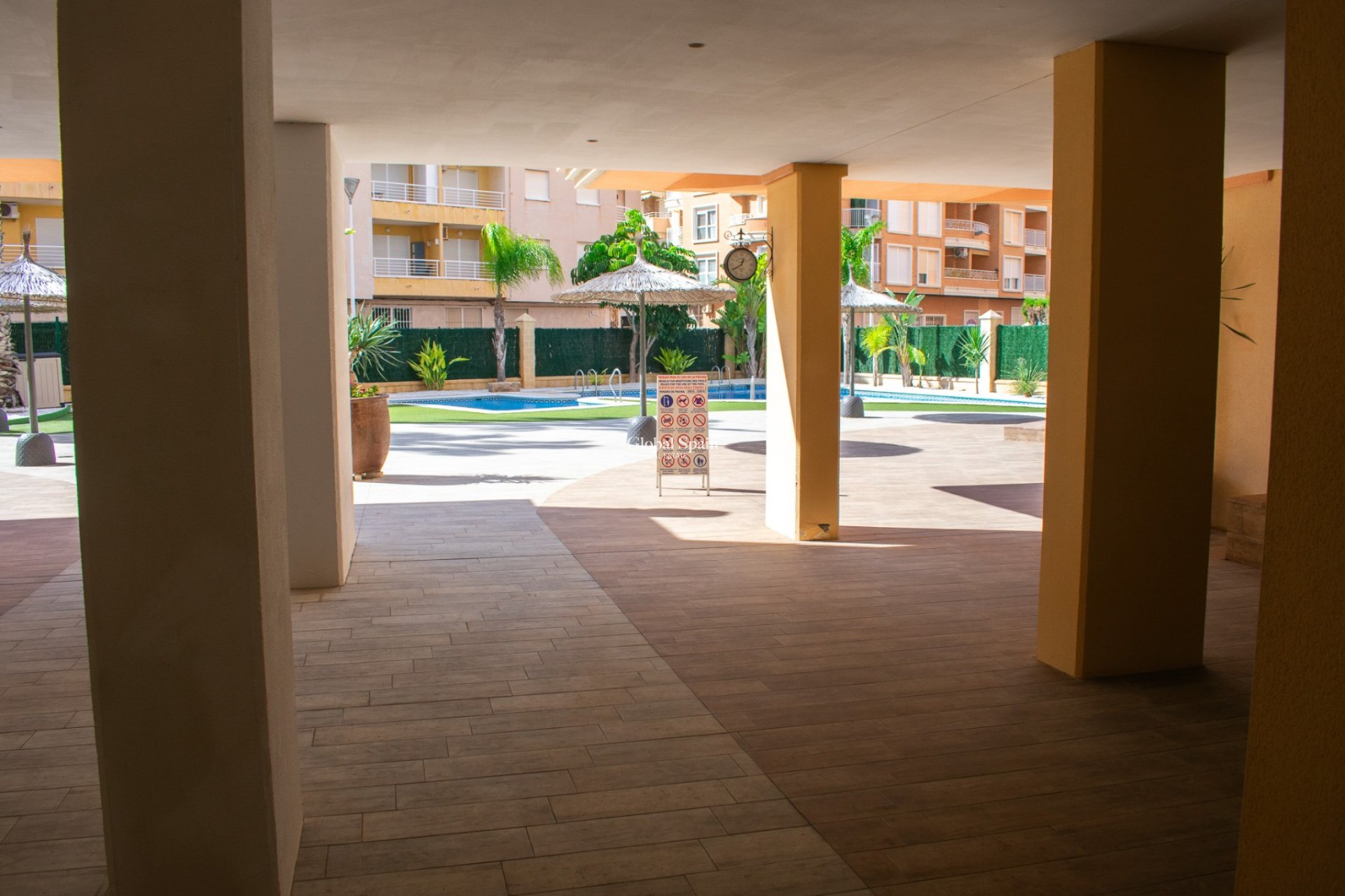 Odsprzedaż - MIESZKANIE -
TORREVIEJA - Playa de los Locos