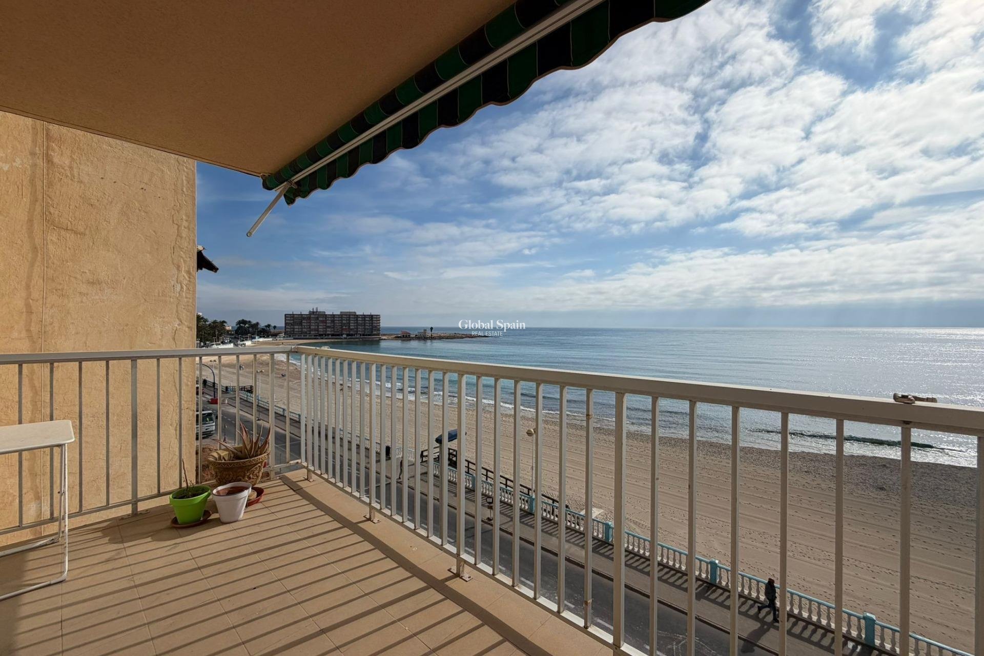 Odsprzedaż - MIESZKANIE -
TORREVIEJA - Playa de los Locos