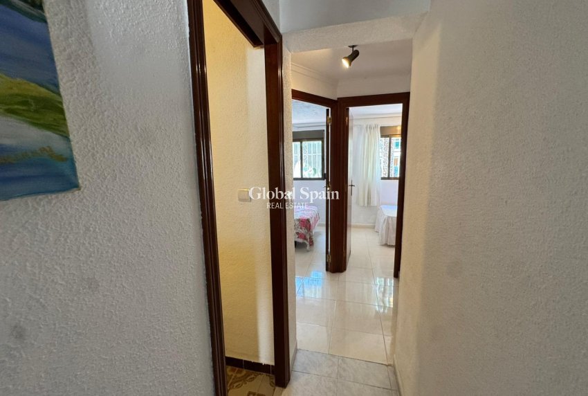 Odsprzedaż - MIESZKANIE -
TORREVIEJA - Playa de los Naufragos