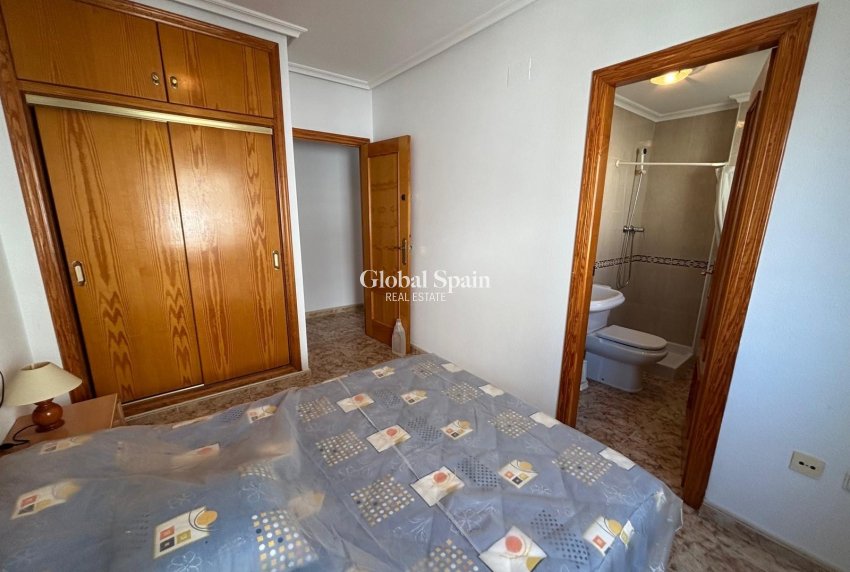 Odsprzedaż - MIESZKANIE -
TORREVIEJA - Playa del Cura