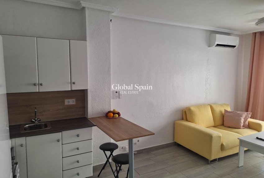 Odsprzedaż - MIESZKANIE -
TORREVIEJA - Playa del Cura