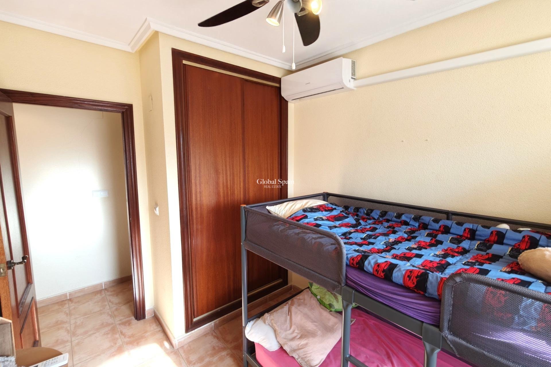 Odsprzedaż - MIESZKANIE -
TORREVIEJA - Playa del Cura