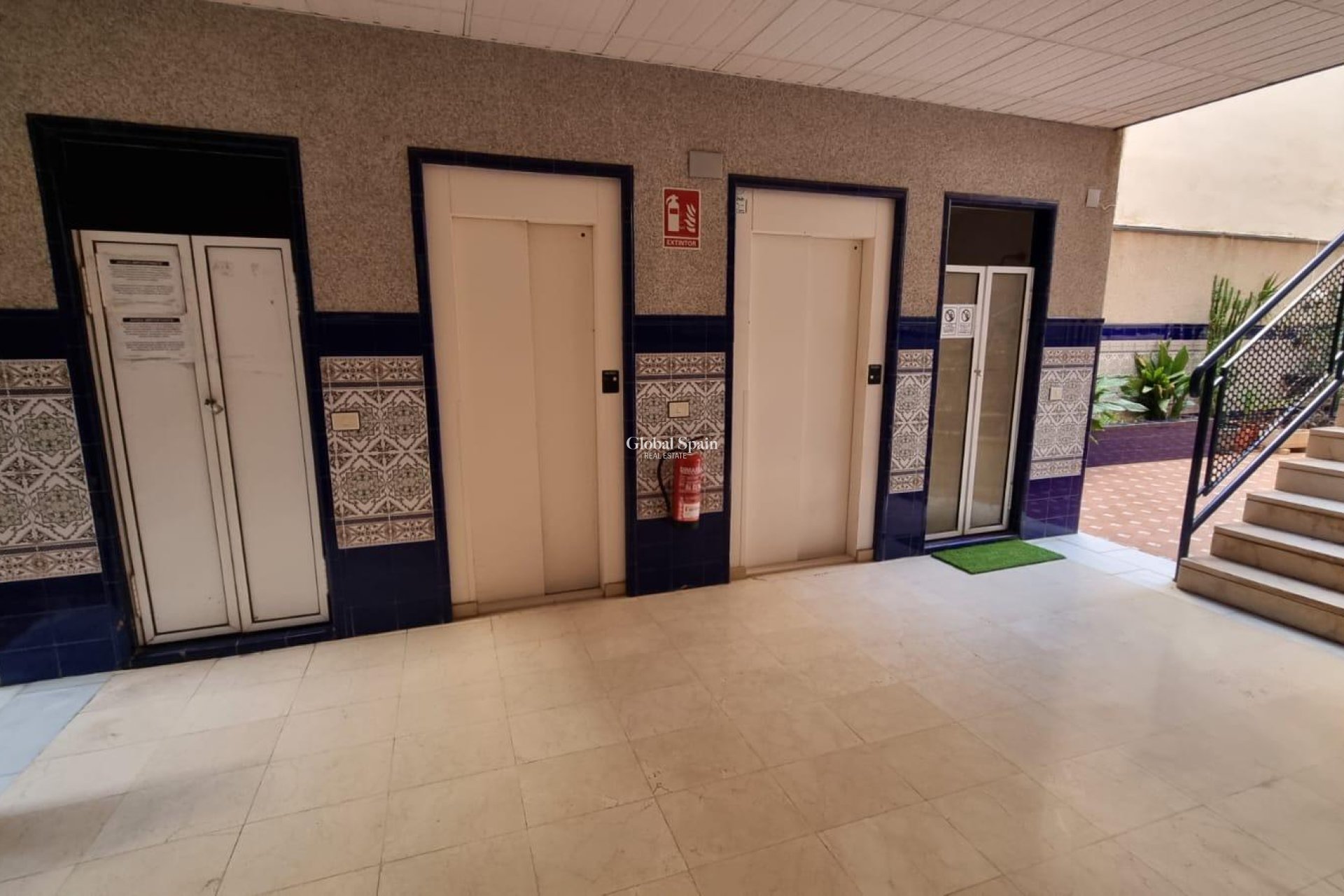 Odsprzedaż - MIESZKANIE -
TORREVIEJA - Playa del Cura