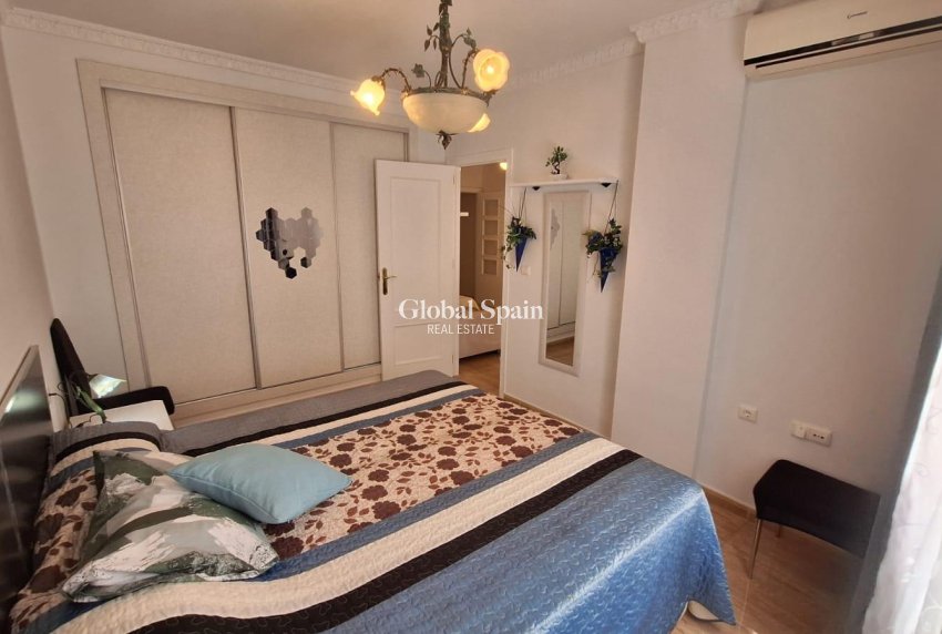 Odsprzedaż - MIESZKANIE -
TORREVIEJA - Playa del Cura