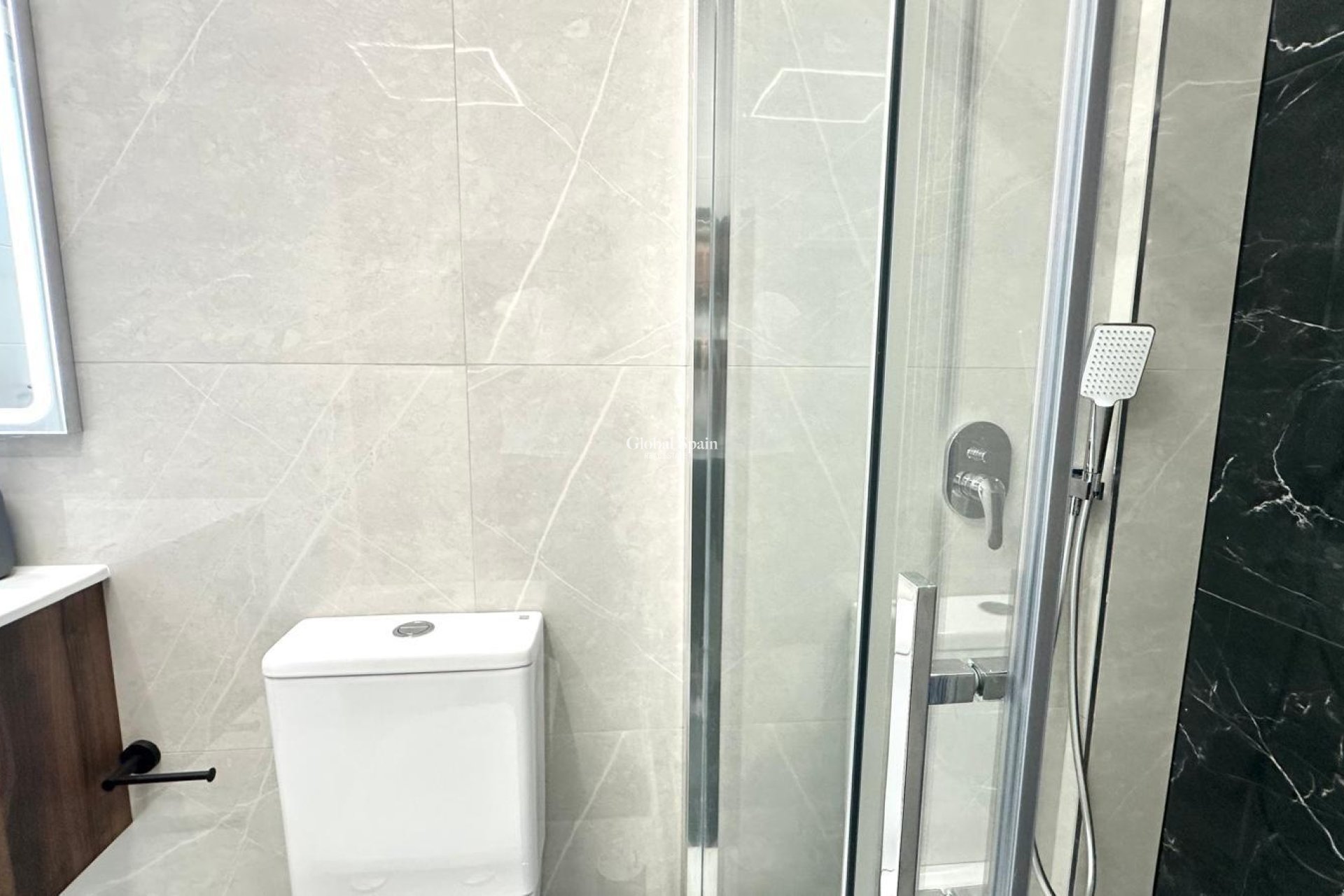 Odsprzedaż - MIESZKANIE -
TORREVIEJA - Playa del Cura