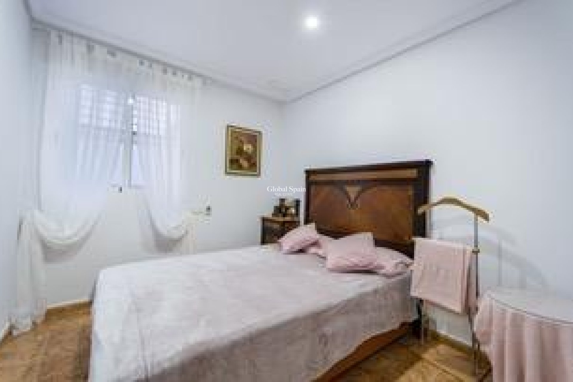 Odsprzedaż - MIESZKANIE -
TORREVIEJA - Playa del Cura