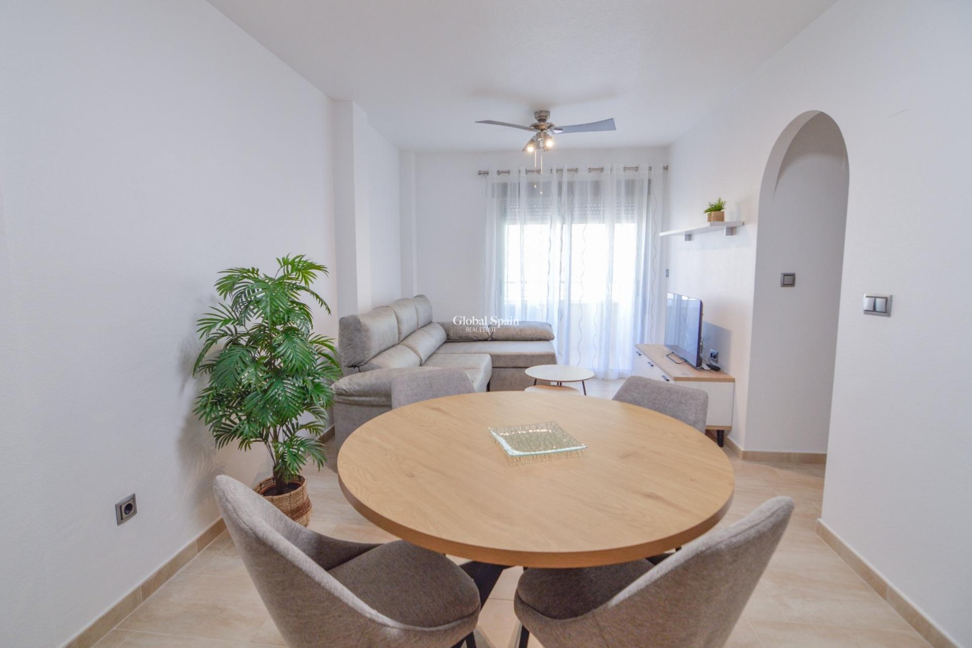 Odsprzedaż - MIESZKANIE -
TORREVIEJA - Playa del Cura