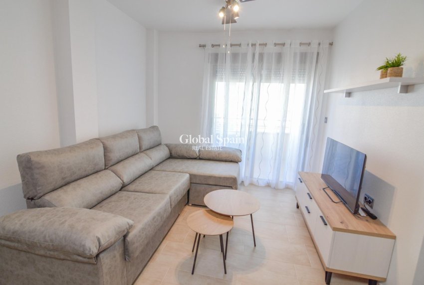 Odsprzedaż - MIESZKANIE -
TORREVIEJA - Playa del Cura