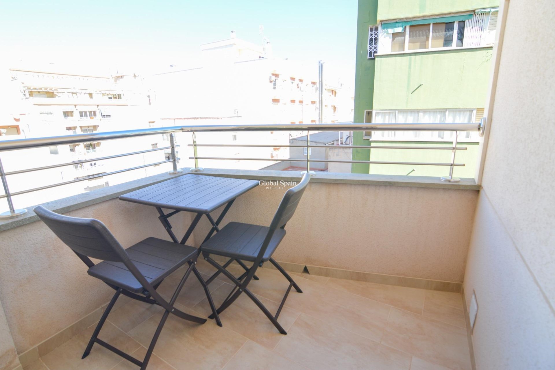 Odsprzedaż - MIESZKANIE -
TORREVIEJA - Playa del Cura