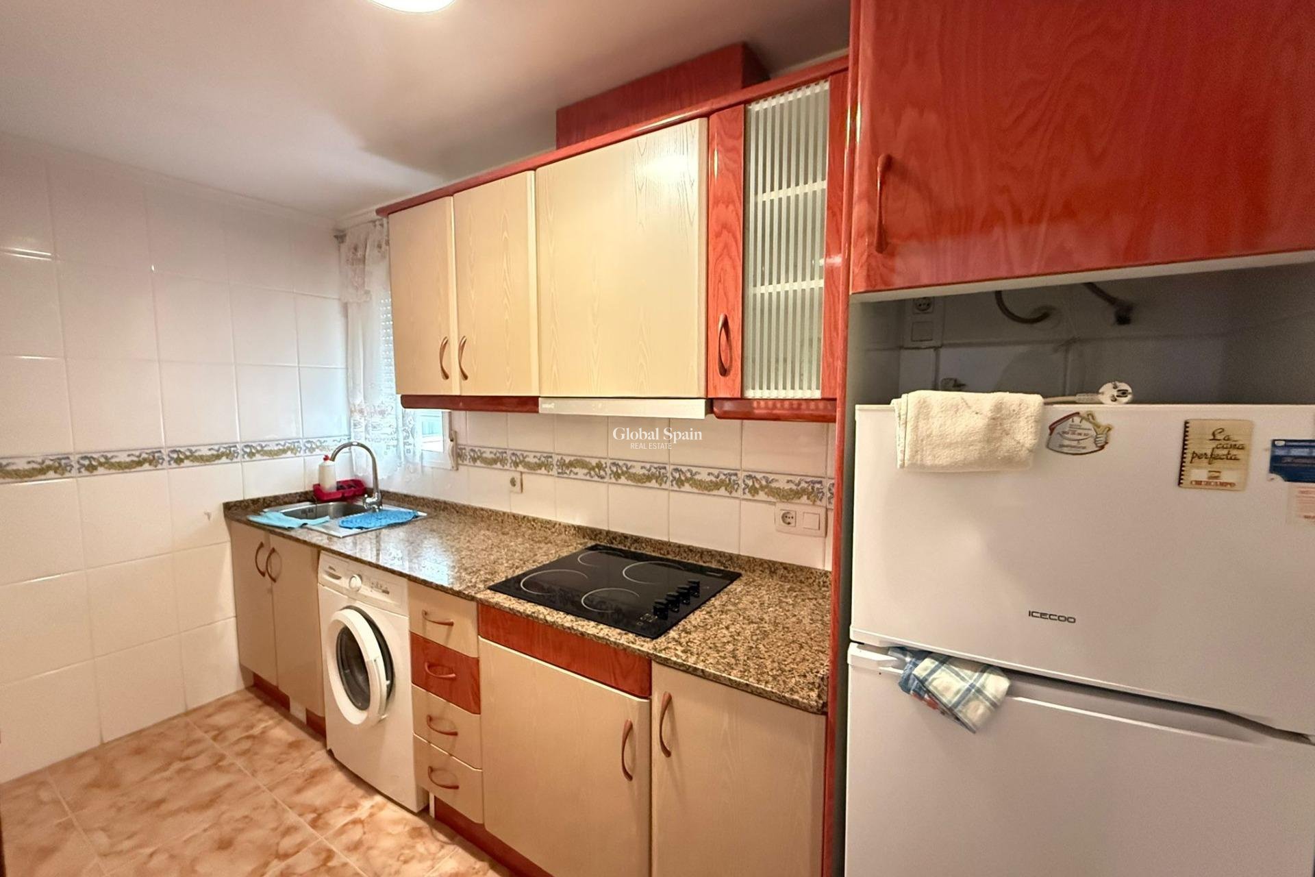 Odsprzedaż - MIESZKANIE -
TORREVIEJA - Playa del Cura