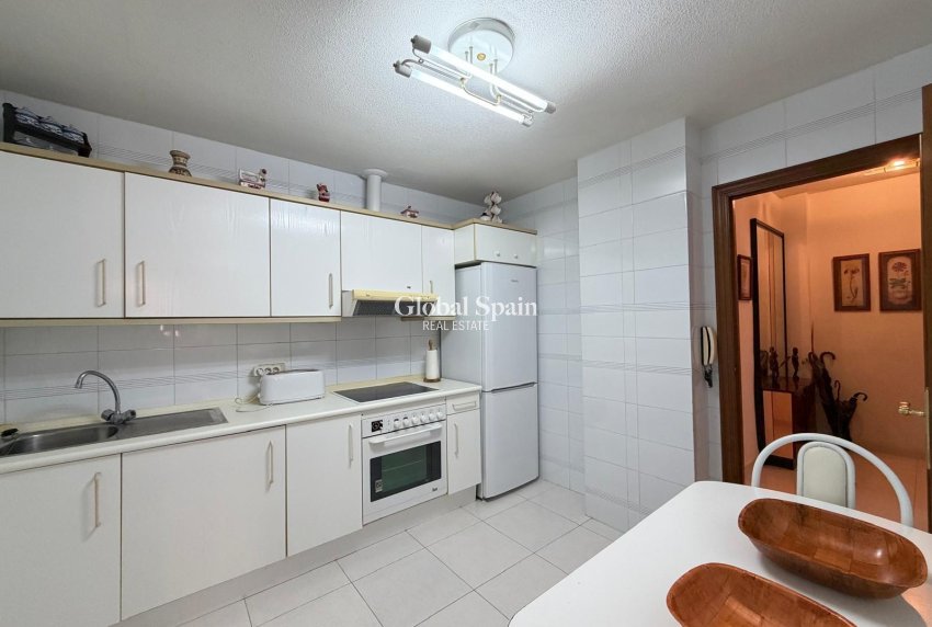 Odsprzedaż - MIESZKANIE -
TORREVIEJA - Playa del Cura