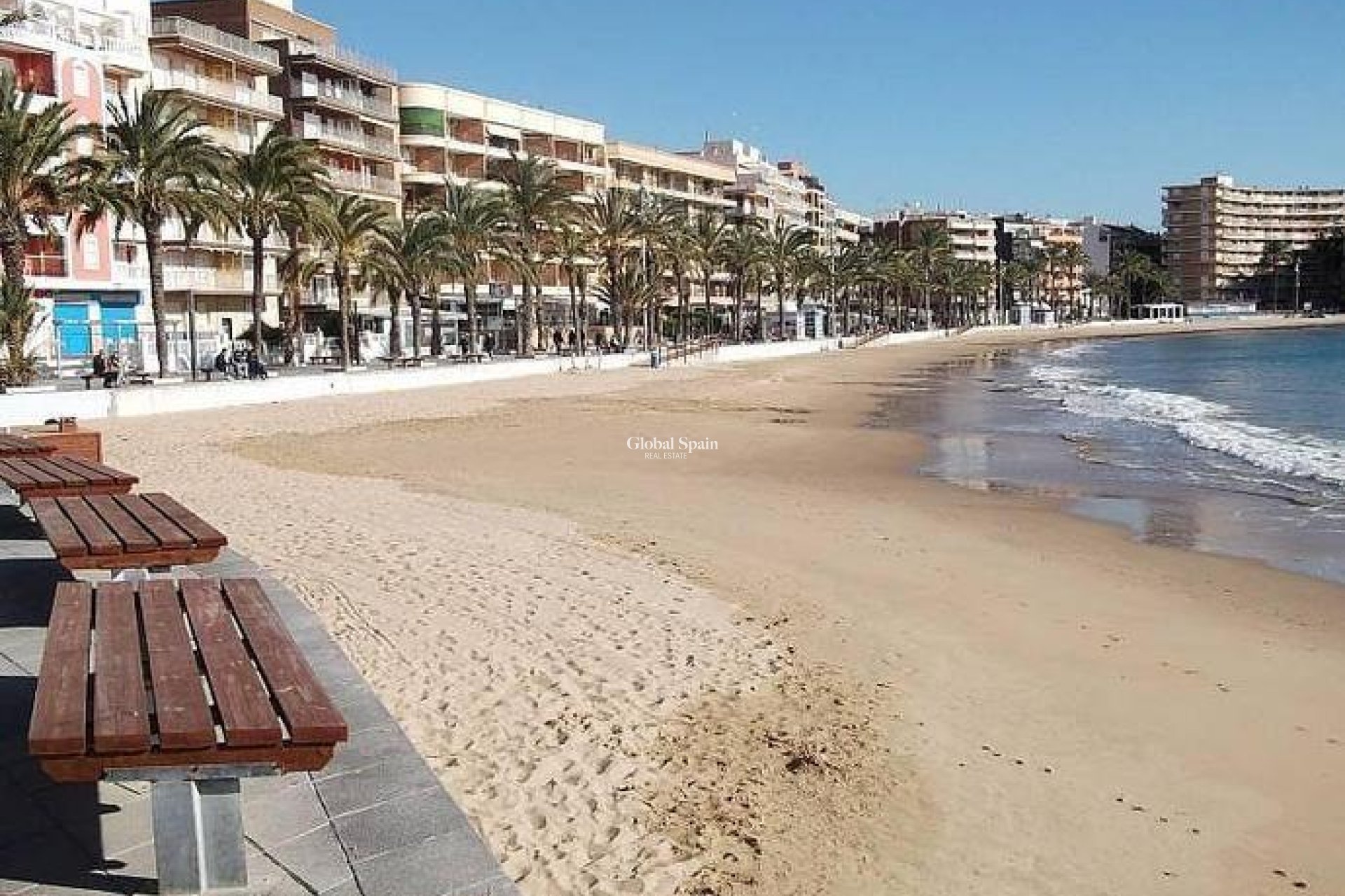 Odsprzedaż - MIESZKANIE -
TORREVIEJA - Playa del Cura