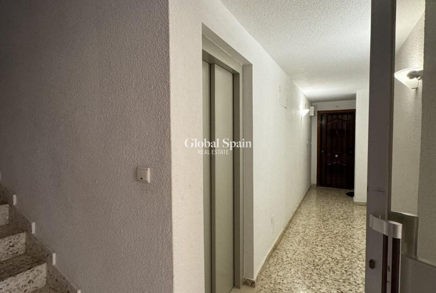 Odsprzedaż - MIESZKANIE -
TORREVIEJA - Playa del Cura