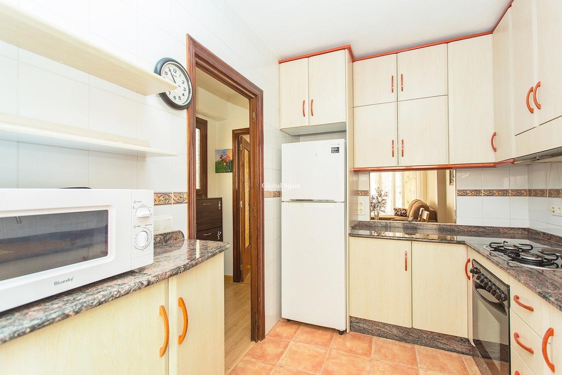 Odsprzedaż - MIESZKANIE -
TORREVIEJA - Playa del Cura