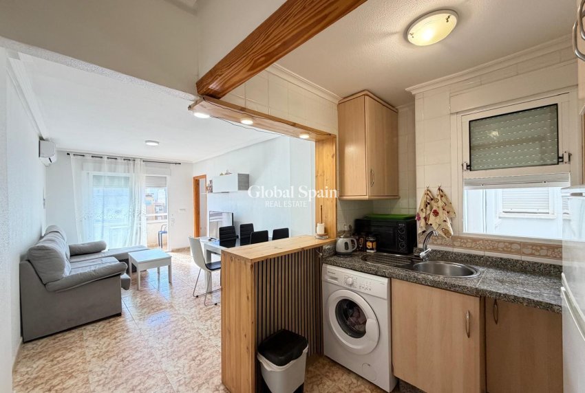 Odsprzedaż - MIESZKANIE -
TORREVIEJA - Playa del Cura