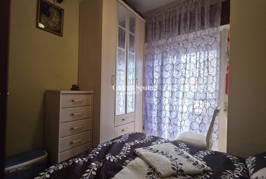 Odsprzedaż - MIESZKANIE -
TORREVIEJA - Playa del Cura