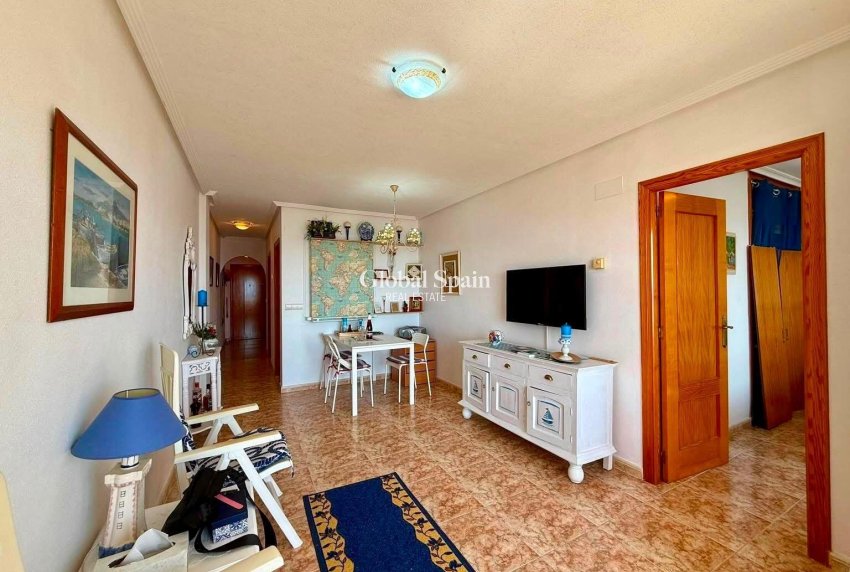Odsprzedaż - MIESZKANIE -
TORREVIEJA - Playa del Cura