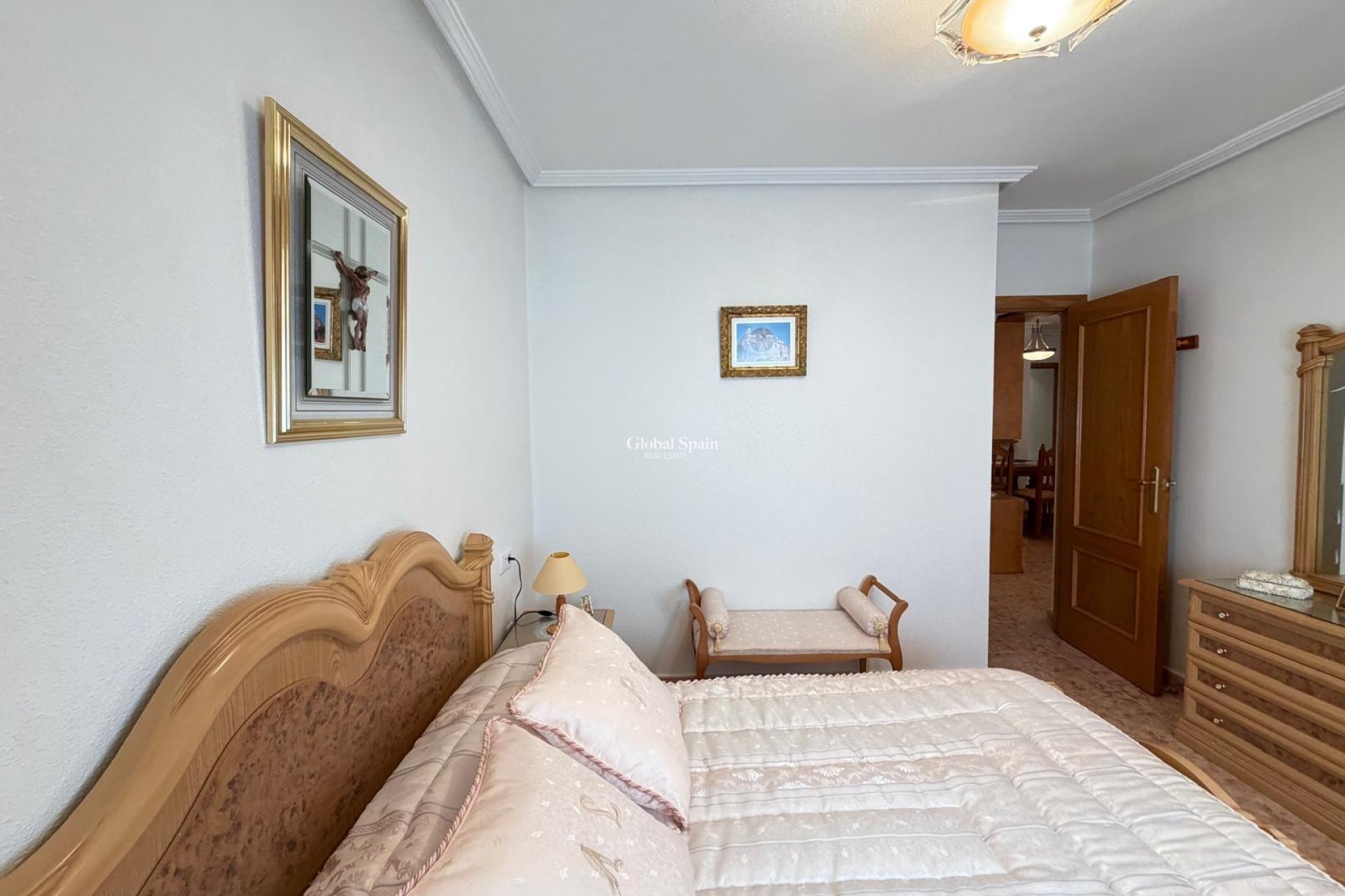 Odsprzedaż - MIESZKANIE -
TORREVIEJA - Playa del Cura
