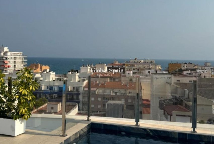 Odsprzedaż - MIESZKANIE -
TORREVIEJA - Playa del Cura