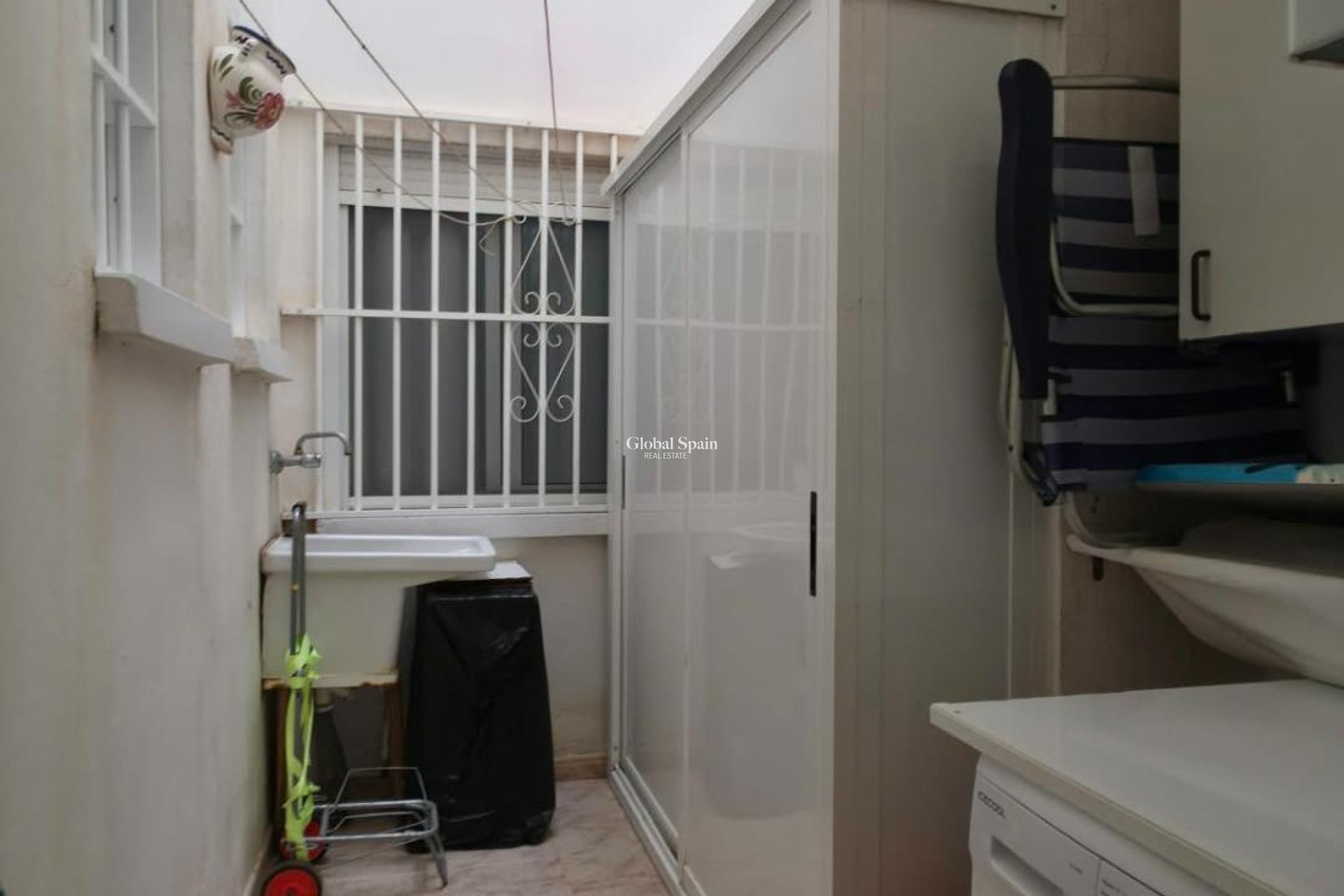 Odsprzedaż - MIESZKANIE -
TORREVIEJA - Playa del Cura