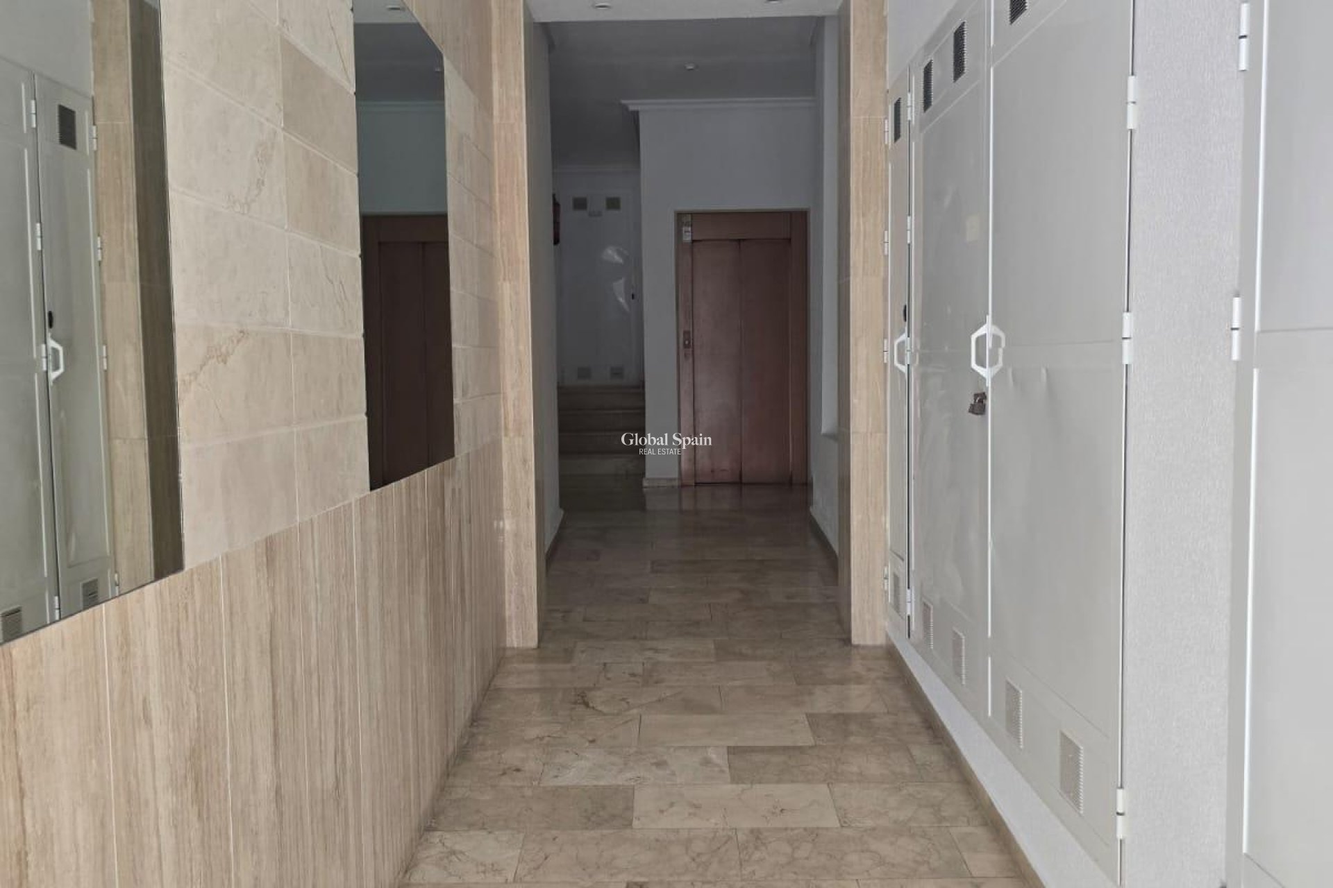 Odsprzedaż - MIESZKANIE -
TORREVIEJA - Playa del Cura