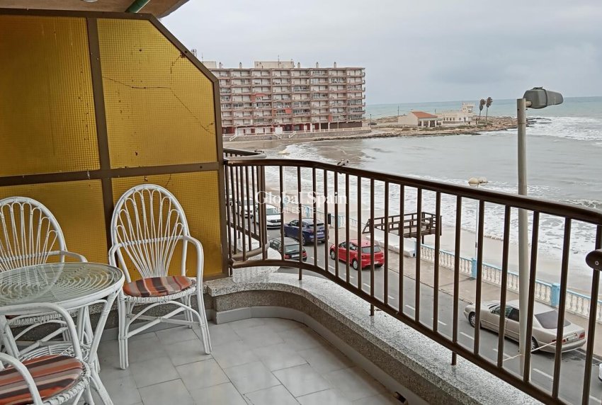 Odsprzedaż - MIESZKANIE -
TORREVIEJA - PLAYA LOS LOCOS