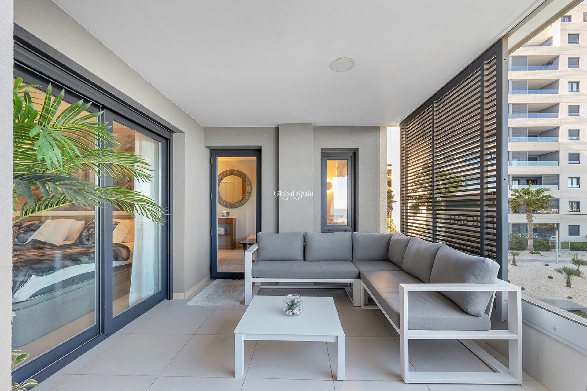 Odsprzedaż - MIESZKANIE -
TORREVIEJA - Punta Prima