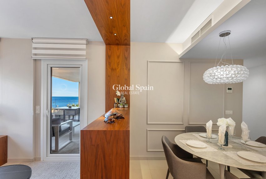 Odsprzedaż - MIESZKANIE -
TORREVIEJA - Punta Prima