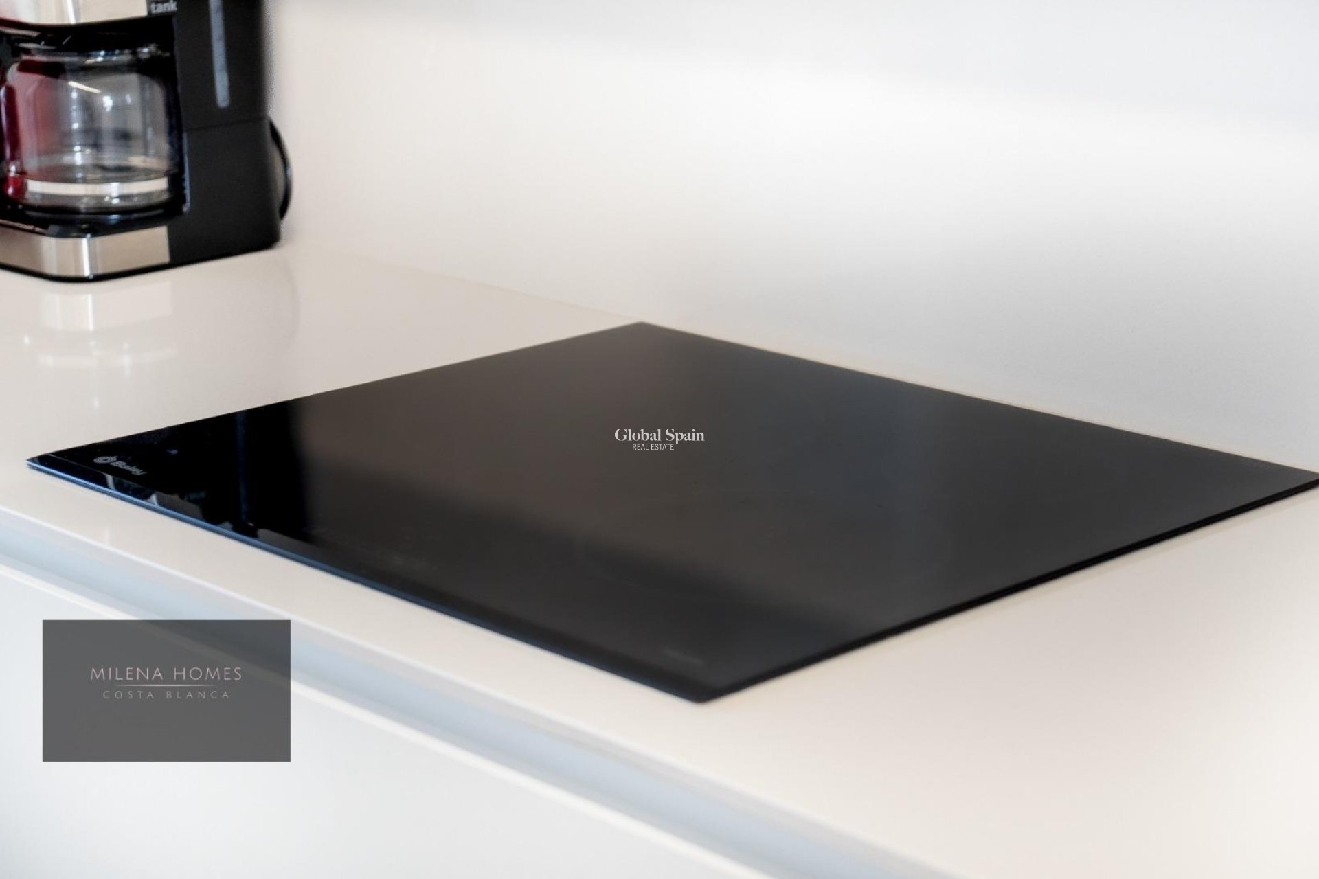 Odsprzedaż - MIESZKANIE -
TORREVIEJA - Punta Prima