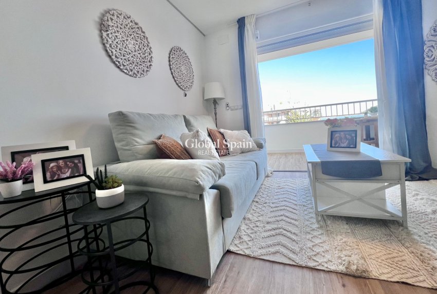 Odsprzedaż - MIESZKANIE -
TORREVIEJA - Punta prima