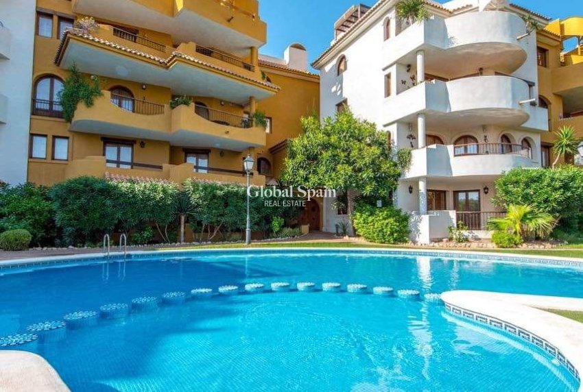 Odsprzedaż - MIESZKANIE -
TORREVIEJA - Punta Prima