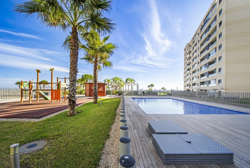 Odsprzedaż - MIESZKANIE -
TORREVIEJA - Punta prima