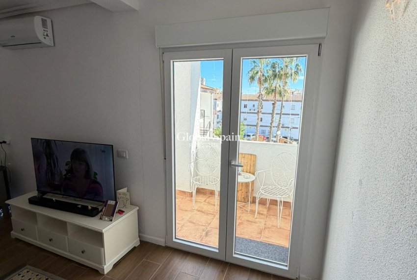 Odsprzedaż - MIESZKANIE -
TORREVIEJA - Punta Prima