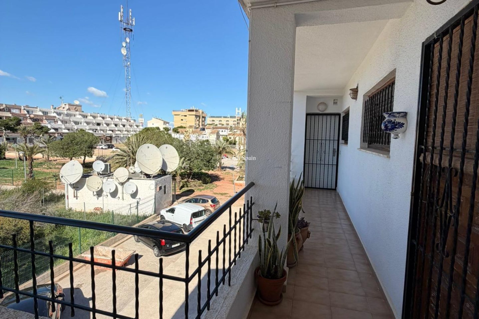Odsprzedaż - MIESZKANIE -
TORREVIEJA - Punta Prima