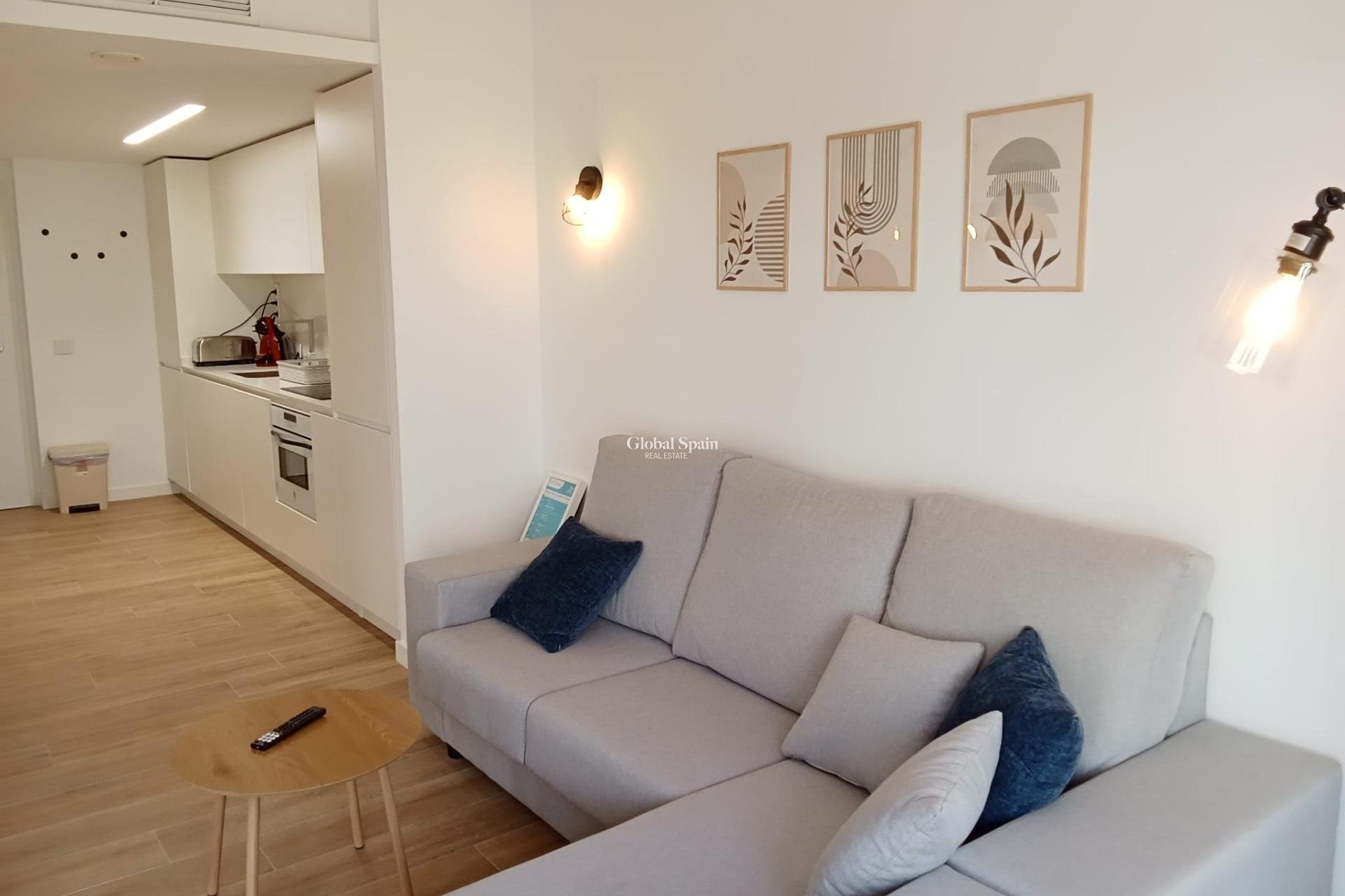 Odsprzedaż - MIESZKANIE -
TORREVIEJA - Punta Prima