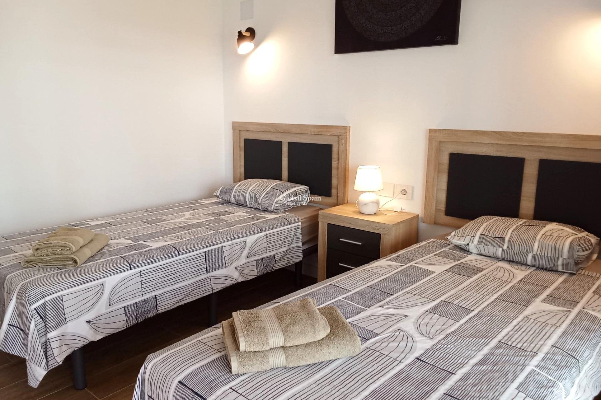 Odsprzedaż - MIESZKANIE -
TORREVIEJA - Punta Prima