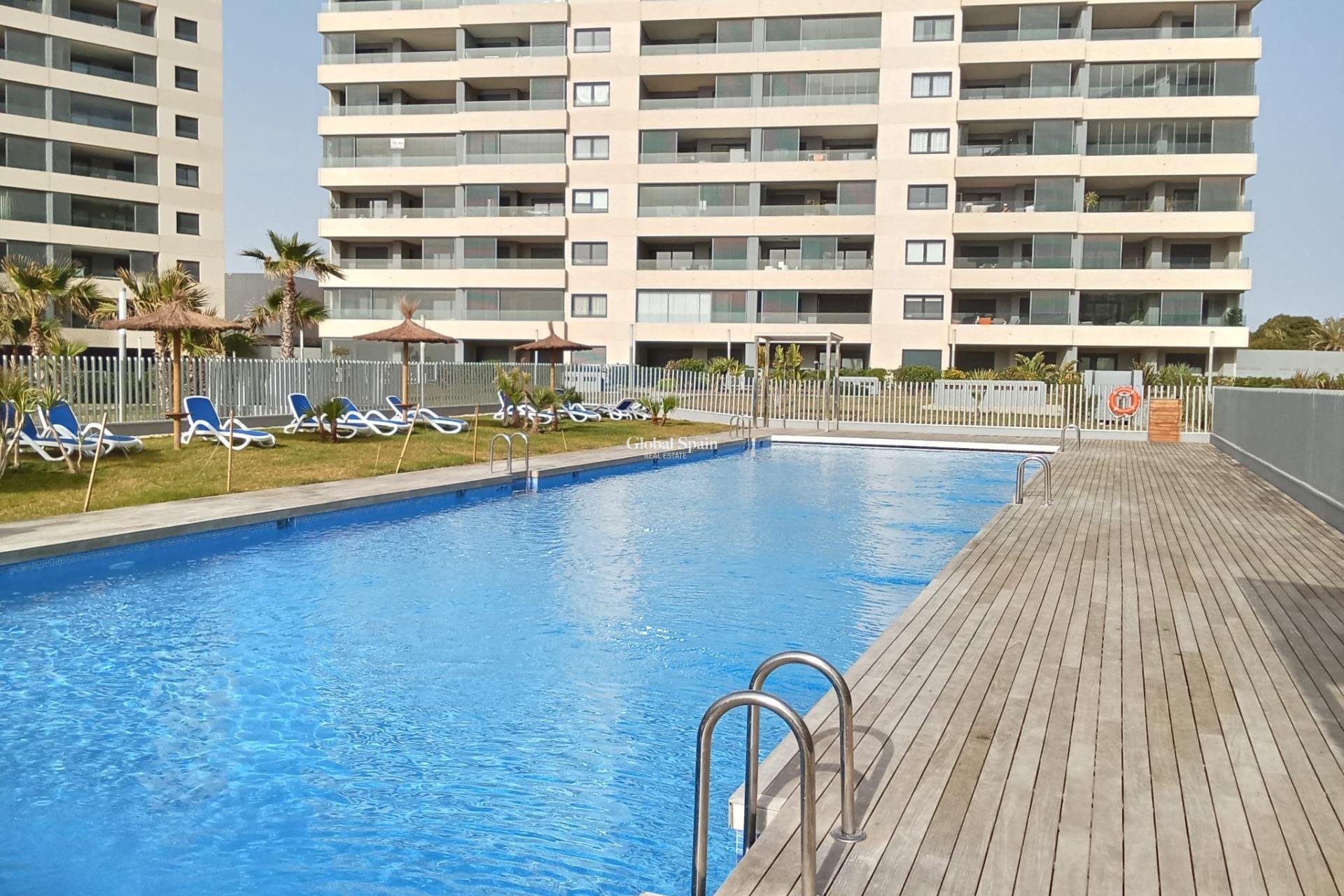 Odsprzedaż - MIESZKANIE -
TORREVIEJA - Punta Prima