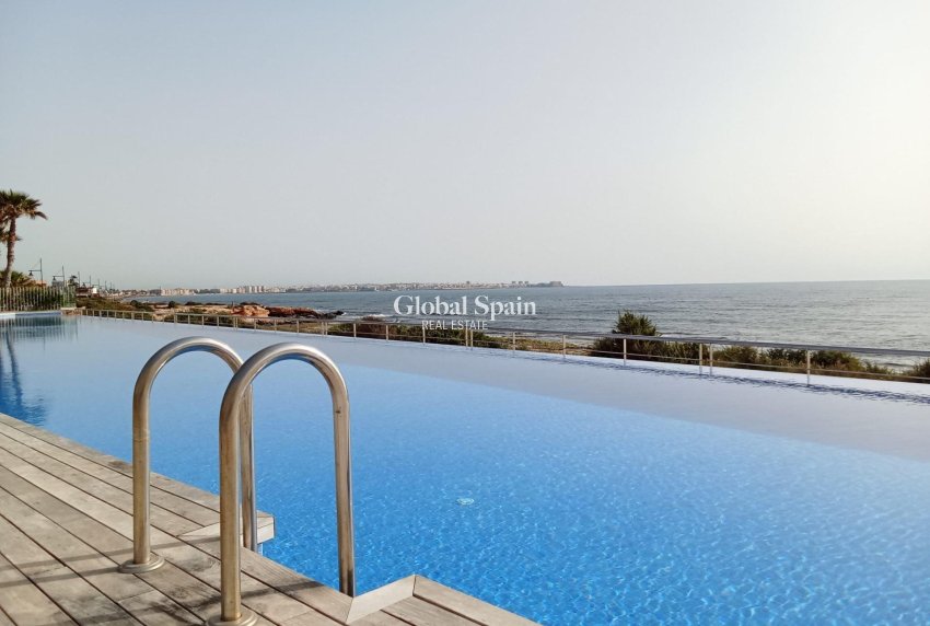 Odsprzedaż - MIESZKANIE -
TORREVIEJA - Punta Prima