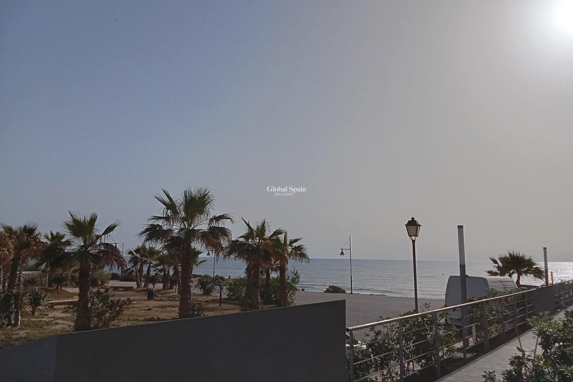 Odsprzedaż - MIESZKANIE -
TORREVIEJA - Punta Prima