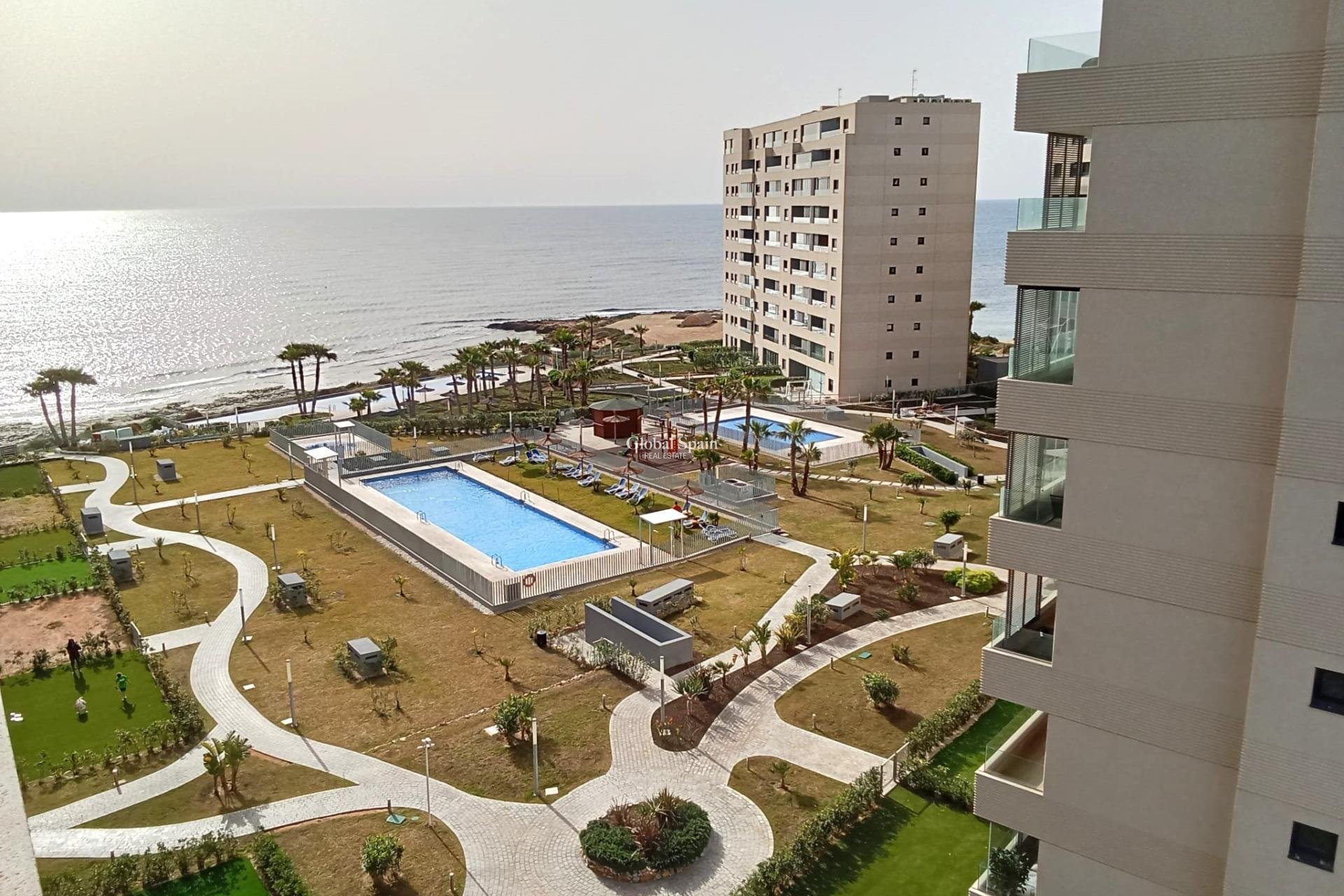 Odsprzedaż - MIESZKANIE -
TORREVIEJA - Punta Prima