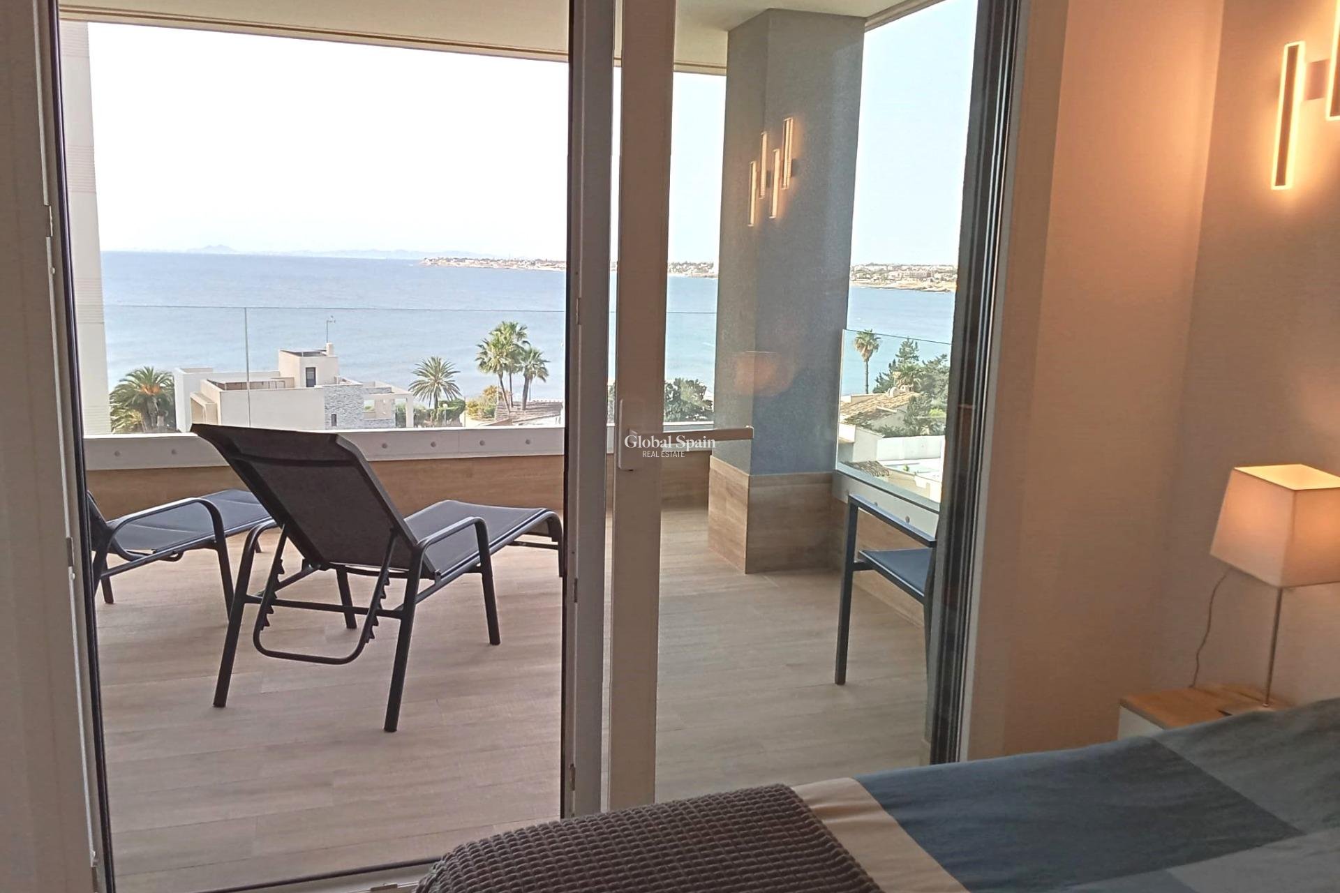 Odsprzedaż - MIESZKANIE -
TORREVIEJA - Punta Prima