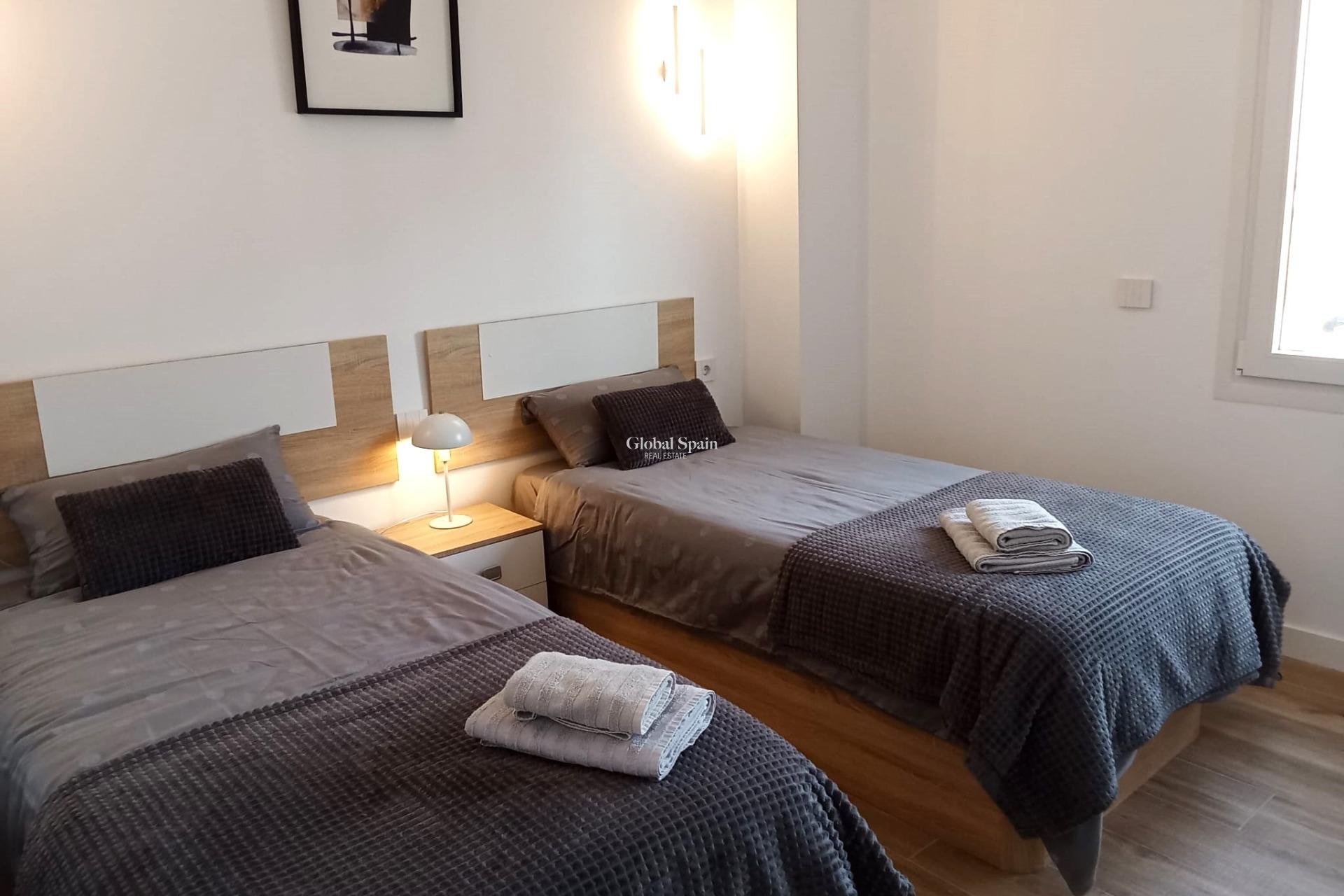 Odsprzedaż - MIESZKANIE -
TORREVIEJA - Punta Prima