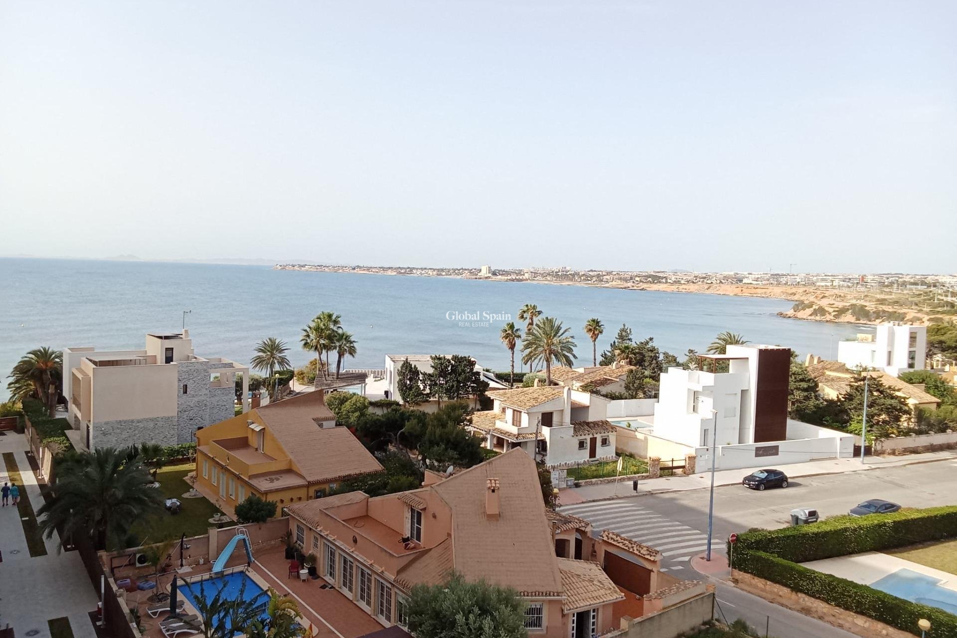 Odsprzedaż - MIESZKANIE -
TORREVIEJA - Punta Prima