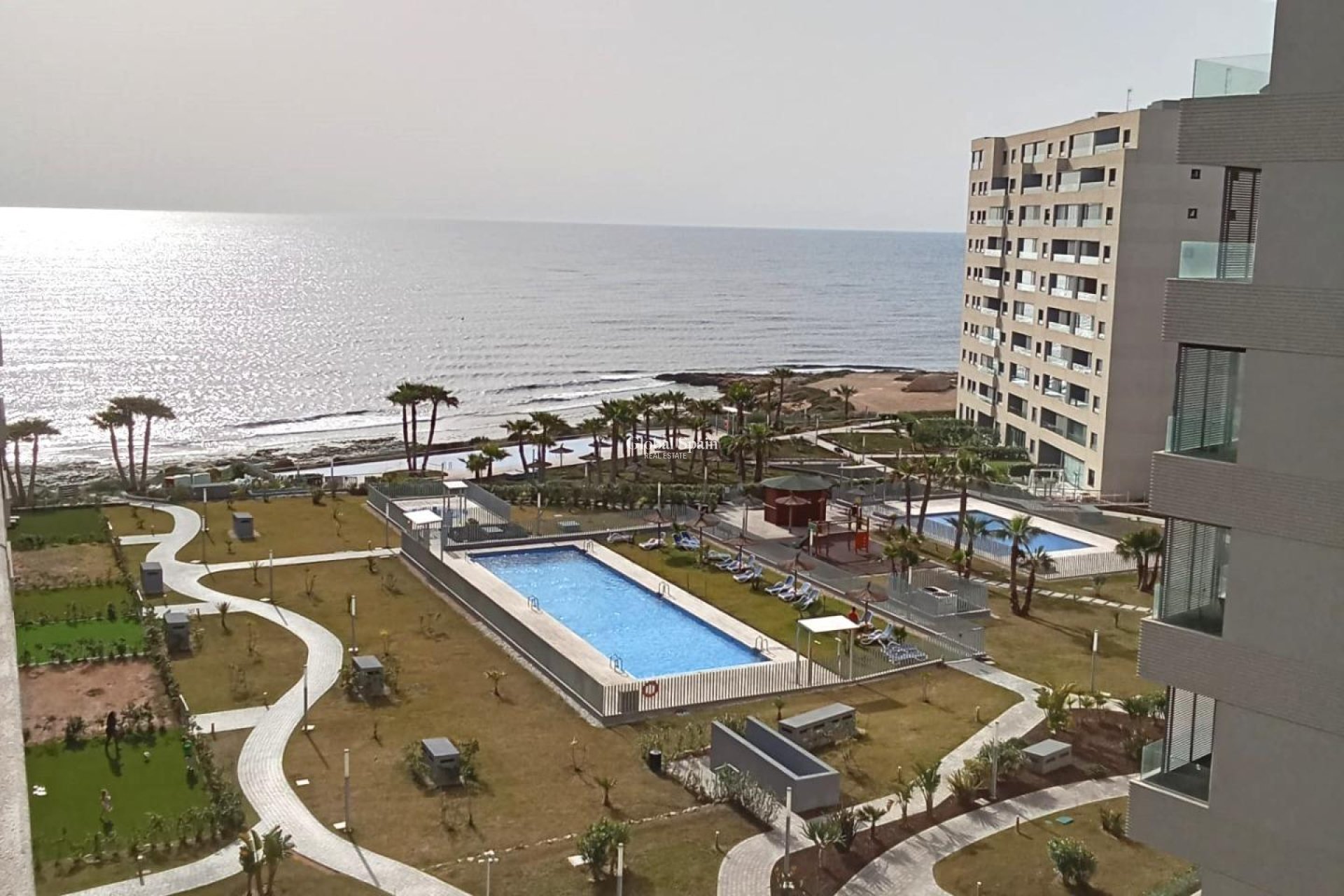 Odsprzedaż - MIESZKANIE -
TORREVIEJA - Punta Prima