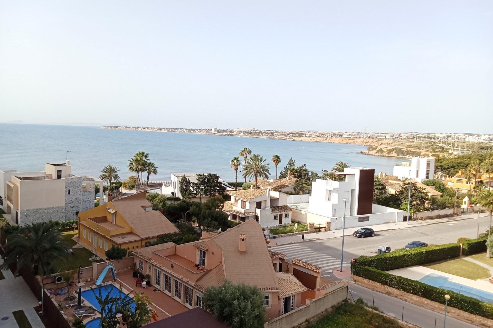 Odsprzedaż - MIESZKANIE -
TORREVIEJA - Punta Prima