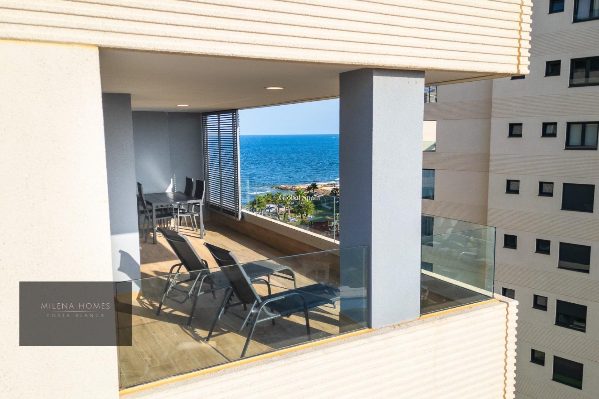 Odsprzedaż - MIESZKANIE -
TORREVIEJA - Punta Prima