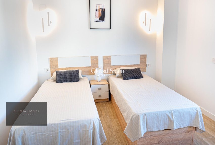 Odsprzedaż - MIESZKANIE -
TORREVIEJA - Punta Prima