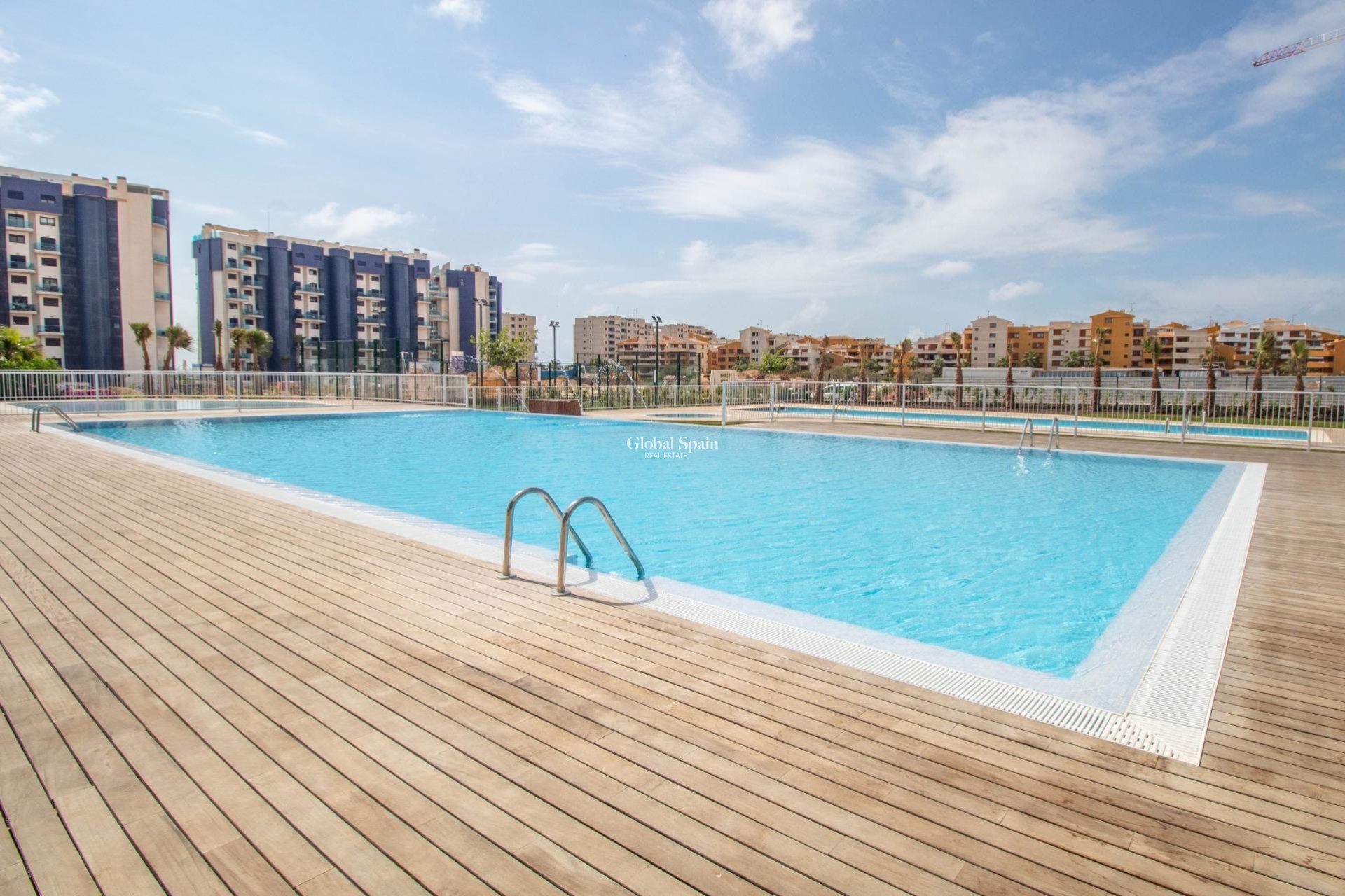 Odsprzedaż - MIESZKANIE -
TORREVIEJA - Punta prima