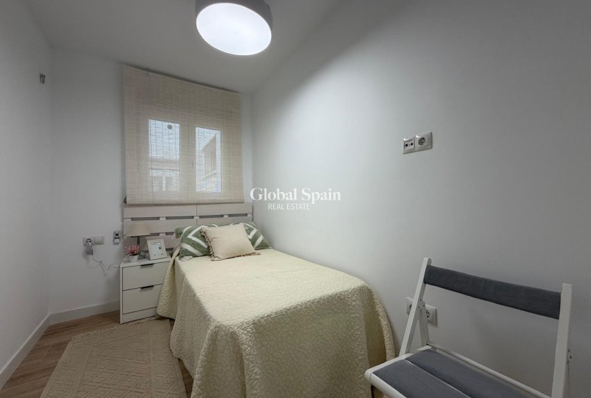Odsprzedaż - MIESZKANIE -
TORREVIEJA - Punta Prima