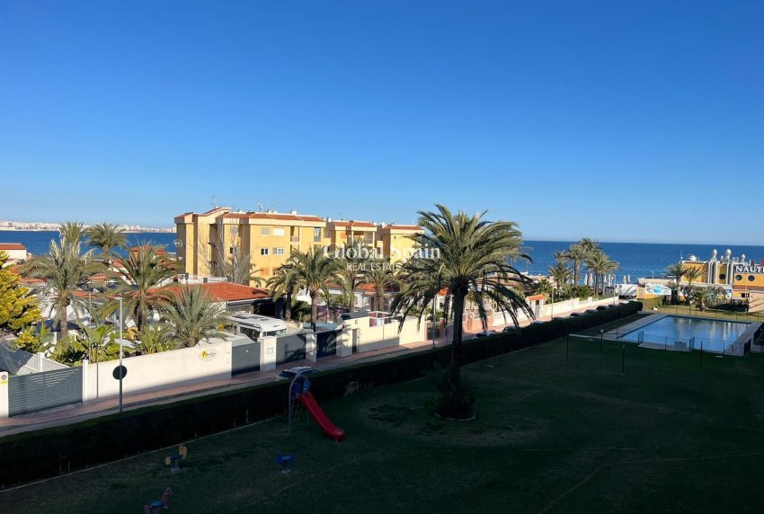 Odsprzedaż - MIESZKANIE -
TORREVIEJA - Punta Prima